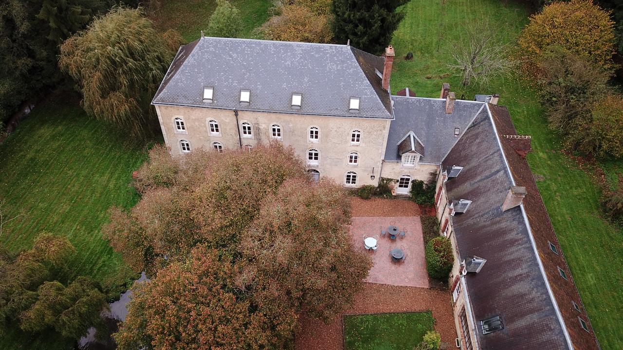 Montmirail  Le Moulin Du Pont D'Iverny المظهر الخارجي الصورة